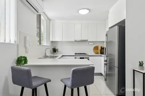 Property photo of 8/38-40 Gover Street Peakhurst NSW 2210