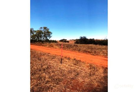 Property photo of 32 Angle Street Isseka WA 6535