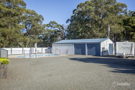 Property photo of 44 Gracelands Place Pampoolah NSW 2430