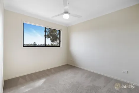 Property photo of 12/8 Buckingham Place Eight Mile Plains QLD 4113