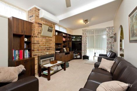 Property photo of 15 Esmale Street Strathmore VIC 3041