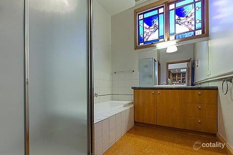 Property photo of 27 Roebuck Street Newtown VIC 3220