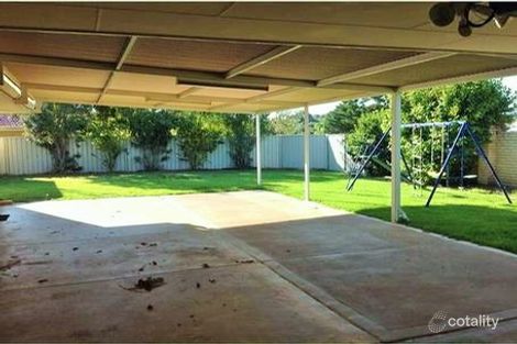 Property photo of 1 Canterbury Terrace Meadow Springs WA 6210