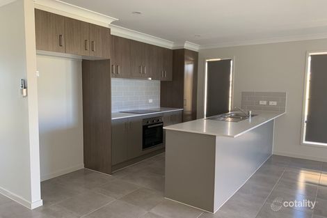 Property photo of 9 Splendour Circuit Yarrabilba QLD 4207