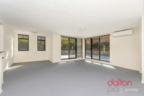 Property photo of 105/4 Ravenshaw Street Newcastle West NSW 2302