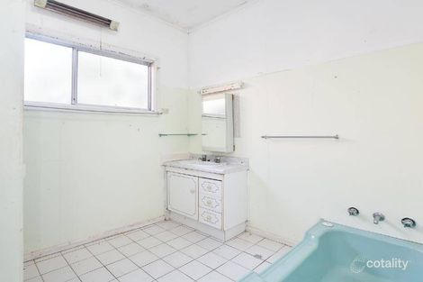 Property photo of 9 Yackerboom Avenue Buff Point NSW 2262