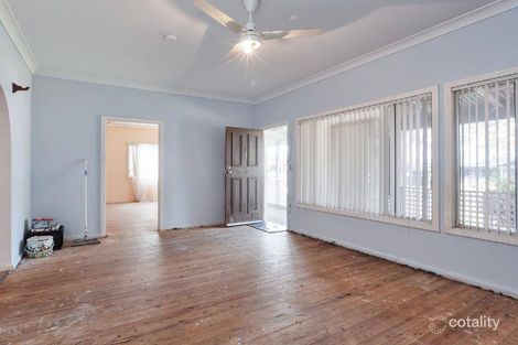 Property photo of 9 Yackerboom Avenue Buff Point NSW 2262