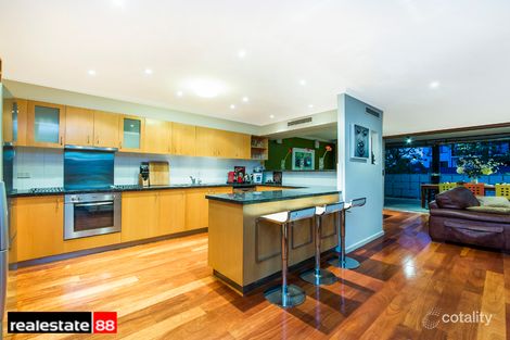 Property photo of 2/210 Stirling Street Perth WA 6000