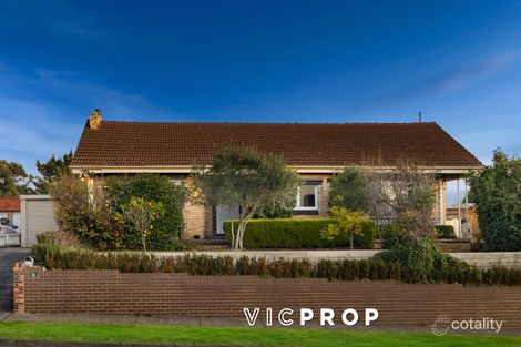 Property photo of 38 Ferntree Gully Road Oakleigh East VIC 3166