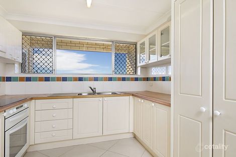 Property photo of 4/72 Kitchener Street Coorparoo QLD 4151