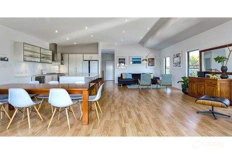 66 Clayton St, Sandgate, QLD 4017