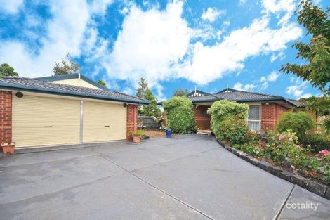 Property photo of 6 Aikshaw Close Hillside VIC 3037