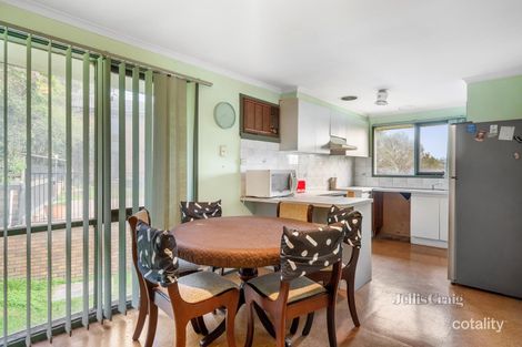 Property photo of 74 Corowa Crescent Greensborough VIC 3088