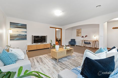 Property photo of 11 James Street Seaford VIC 3198