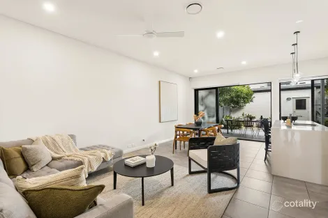 Property photo of 2/93 Harbour Boulevard Shell Cove NSW 2529