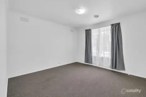 Property photo of 9 Kinkora Road Melton VIC 3337