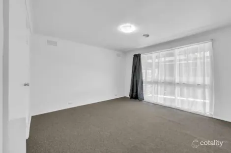 Property photo of 9 Kinkora Road Melton VIC 3337