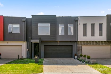 Property photo of 21 Albatross Drive Pakenham VIC 3810