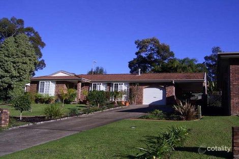 126 Hume Rd, Sunshine Bay, NSW 2536