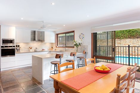 Property photo of 32 Willow Tree Crescent Belrose NSW 2085