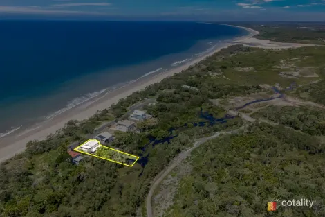 Property photo of 25 Esplanade Coonarr QLD 4670