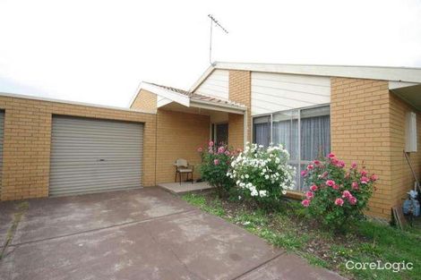 Property photo of 2/37 John Hunter Drive Endeavour Hills VIC 3802