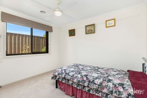Property photo of 11 Allambee Street Jerrabomberra NSW 2619