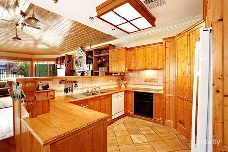 Property photo of 37 Dunstan Street Macleod VIC 3085