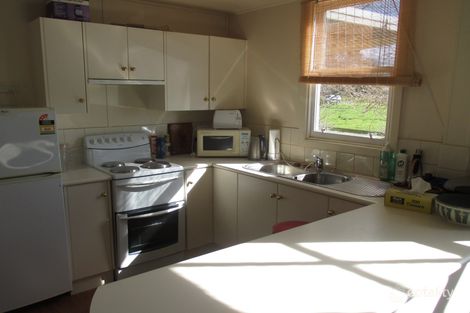 Property photo of 11 Templeton Street Dunkeld VIC 3294