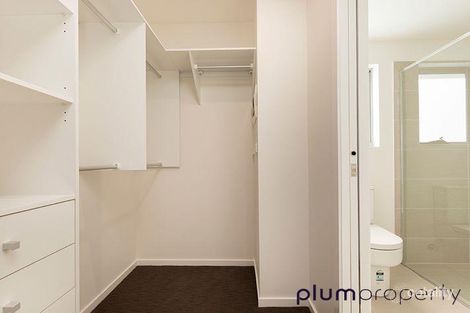 Property photo of 4/27 York Street Indooroopilly QLD 4068