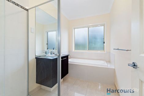 Property photo of 12 Hammill Close Canadian VIC 3350