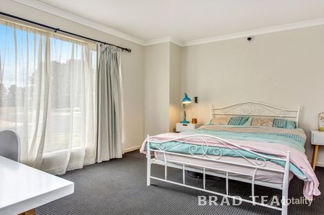 Property photo of 12 Rebecca Way Gisborne VIC 3437