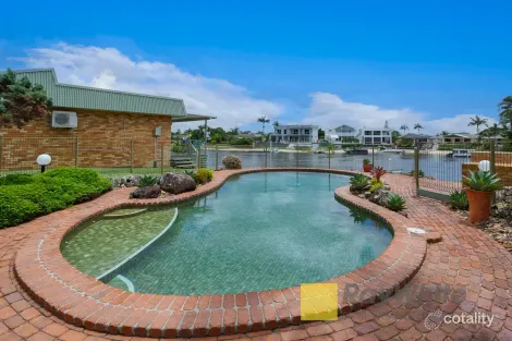 Property photo of 11/33-39 Hooker Boulevard Broadbeach Waters QLD 4218