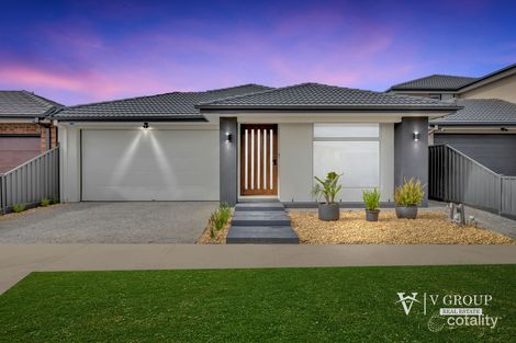 Property photo of 22 Rulingia Road Donnybrook VIC 3064