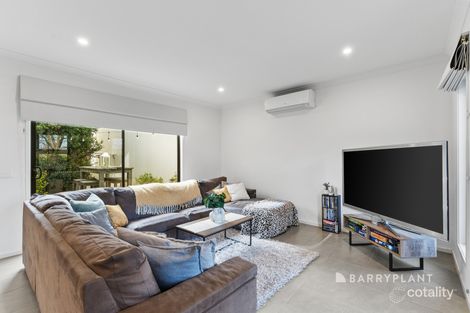 Property photo of 28 Kooyong Close Officer VIC 3809