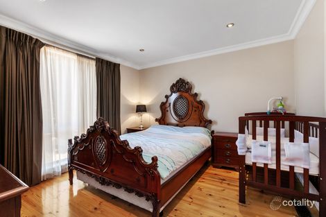 Property photo of 23 Pickworth Drive Mill Park VIC 3082