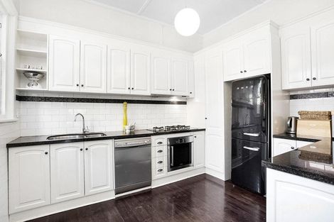 Property photo of 387 Barkly Street Elwood VIC 3184