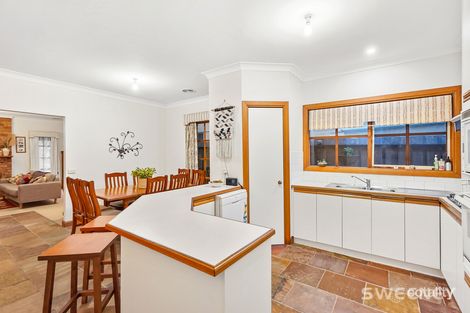 Property photo of 10 Trythall Court Altona Meadows VIC 3028