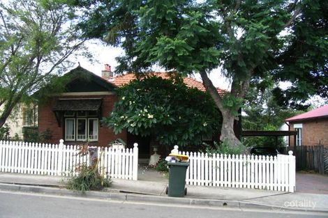 7 Batemans Rd, Gladesville, NSW 2111