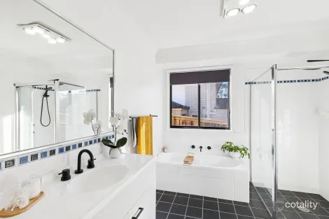 Property photo of 15 Norman Hunter Close Kincumber NSW 2251