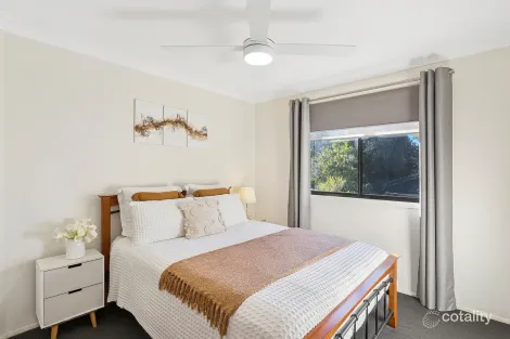 Property photo of 15 Norman Hunter Close Kincumber NSW 2251