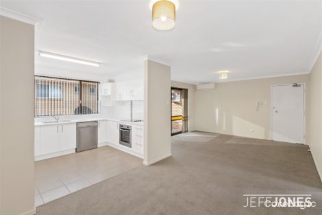 Property photo of 2/45 Amelia Street Coorparoo QLD 4151