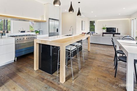 Property photo of 9 Mahoneys Road Woodend VIC 3442