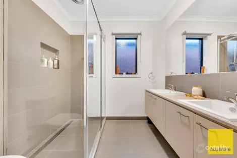 Property photo of 29 Rapa Drive Tarneit VIC 3029