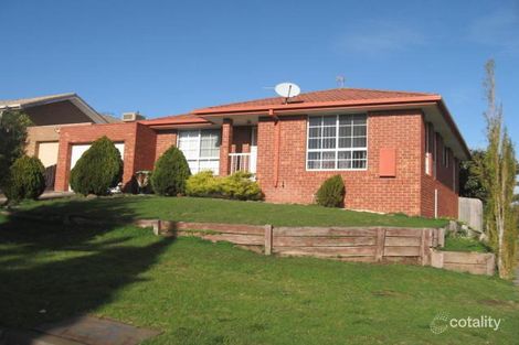 Property photo of 28 Nicholson Crescent Meadow Heights VIC 3048