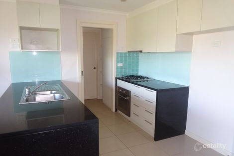 Property photo of 2/8 St James Avenue Springvale VIC 3171