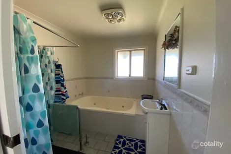 Property photo of 45 Flinders Street Parkes NSW 2870