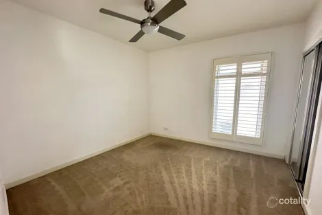 Property photo of 11/101-103 Orrong Crescent Caulfield North VIC 3161