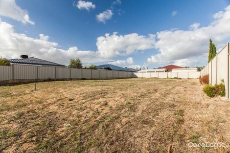 Property photo of 3 Voltaire Way Secret Harbour WA 6173