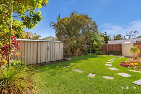 Property photo of 2 Elewa Avenue Bateau Bay NSW 2261